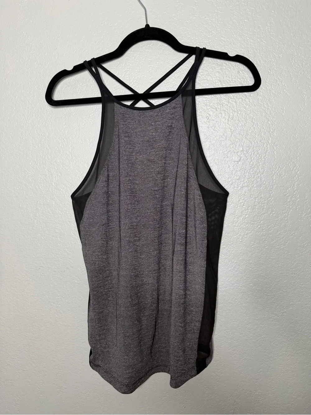 lululemon athletica no tag
